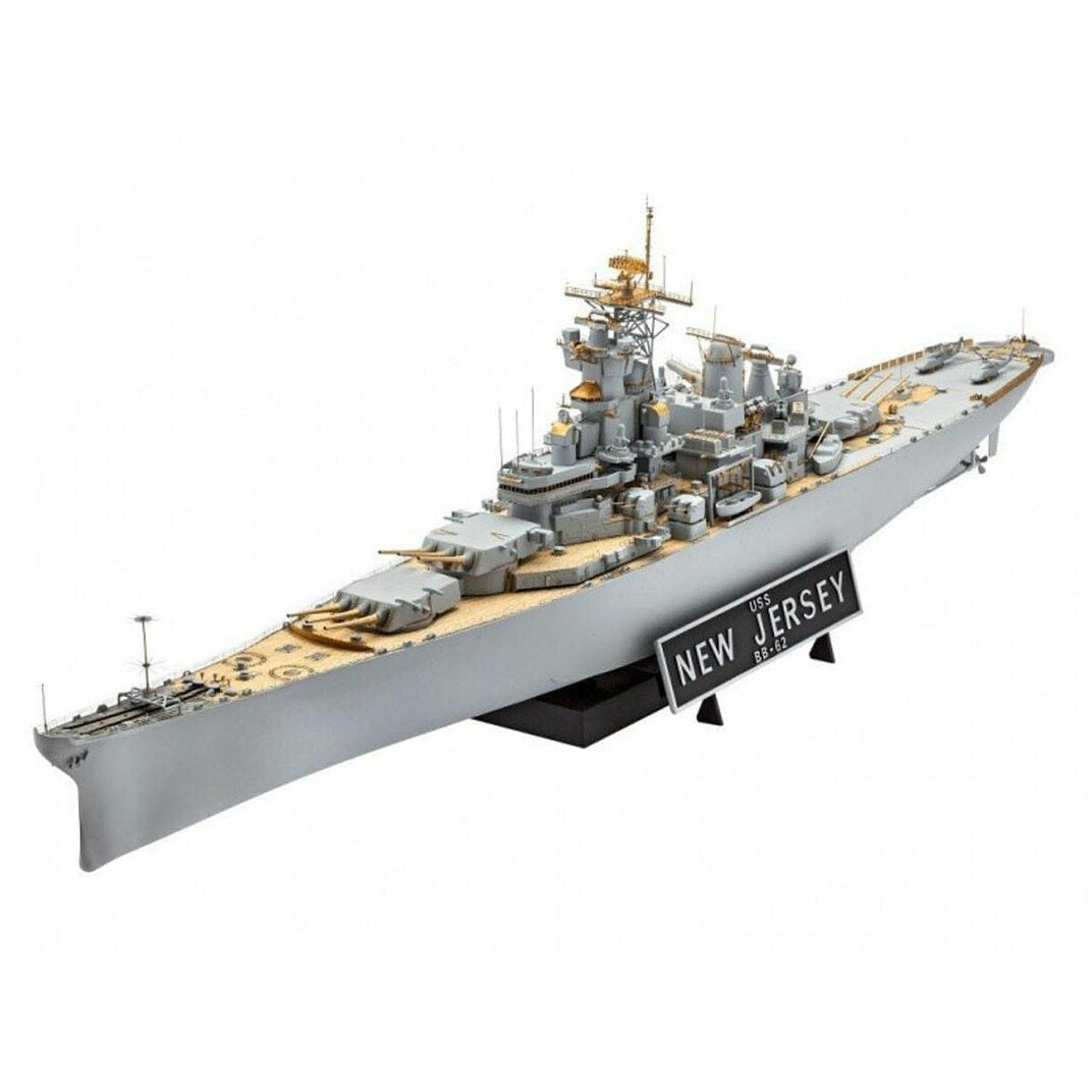 Revell 1-350 USS New Jersey BB-62 1982