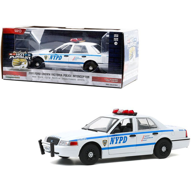 2011 Ford Crown Victoria Police Interceptor "New York City Police Department" (NYPD) White "Hot Pursuit" Series 1/24 Diecast Model Car by Greenlight - Greenlight - ModelCars.com