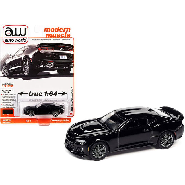 2019 Chevrolet Camaro ZL1 Gloss Black "Modern Muscle" Limited Edition to 15390 pieces Worldwide 1/64 Diecast Model Car by Auto World-Autoworld-ModelCars.com