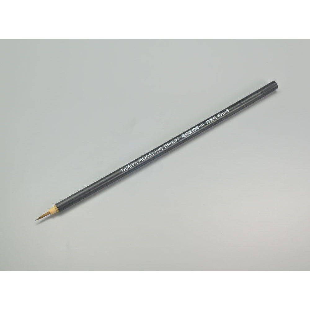 High Grade Pointed Brush Med Dc718 / Tamiya USA