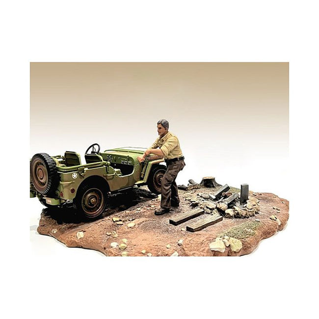 "4X4 Mechanic" Figure 3 for 1/18 Scale Models by American Diorama-American Diorama-ModelCars.com
