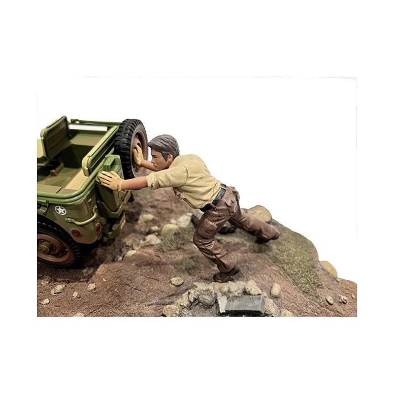 "4X4 Mechanic" Figure 5 for 1/18 Scale Models by American Diorama - American Diorama - ModelCars.com