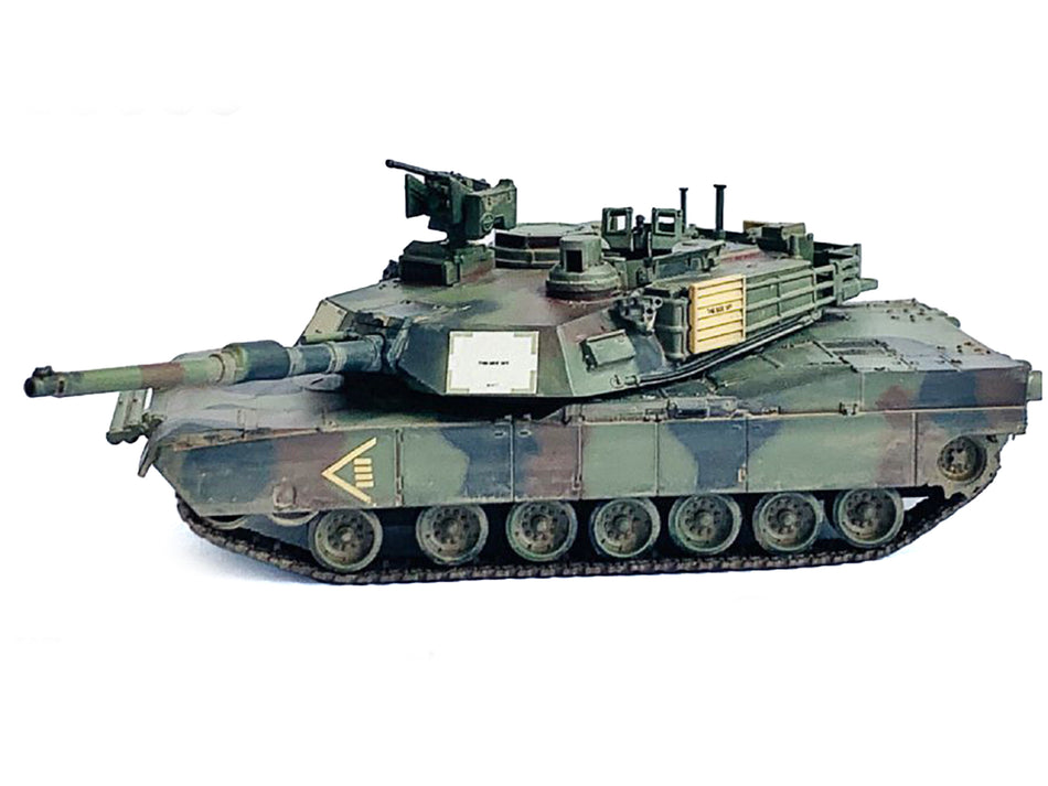 United States M1A2 SEP V2 Tank "2nd Battalion 5th Cavalry Regiment 1st Cavalry Division Germany" "NEO Dragon Armor" Series 1/72 Plastic Model by Dragon Models