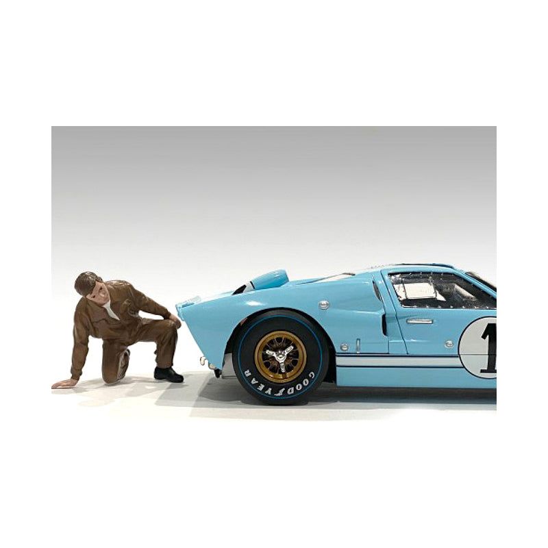 "Race Day 1" Figurine IV for 1/18 Scale Models by American Diorama