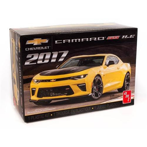 AMT 2017 Chevy Camaro SS 1LE 1:25 Scale Model Kit