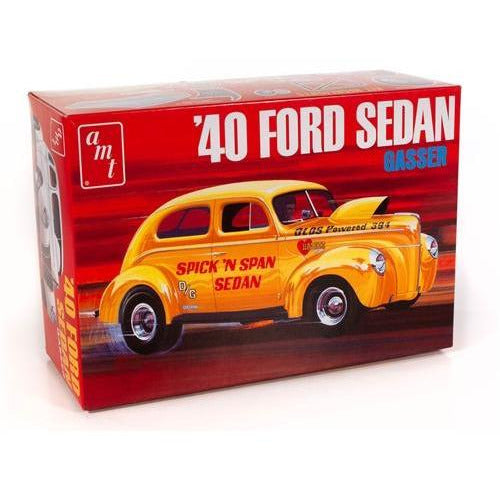 AMT 1940 Ford Sedan (OAS) 1:25 Scale Model Kit