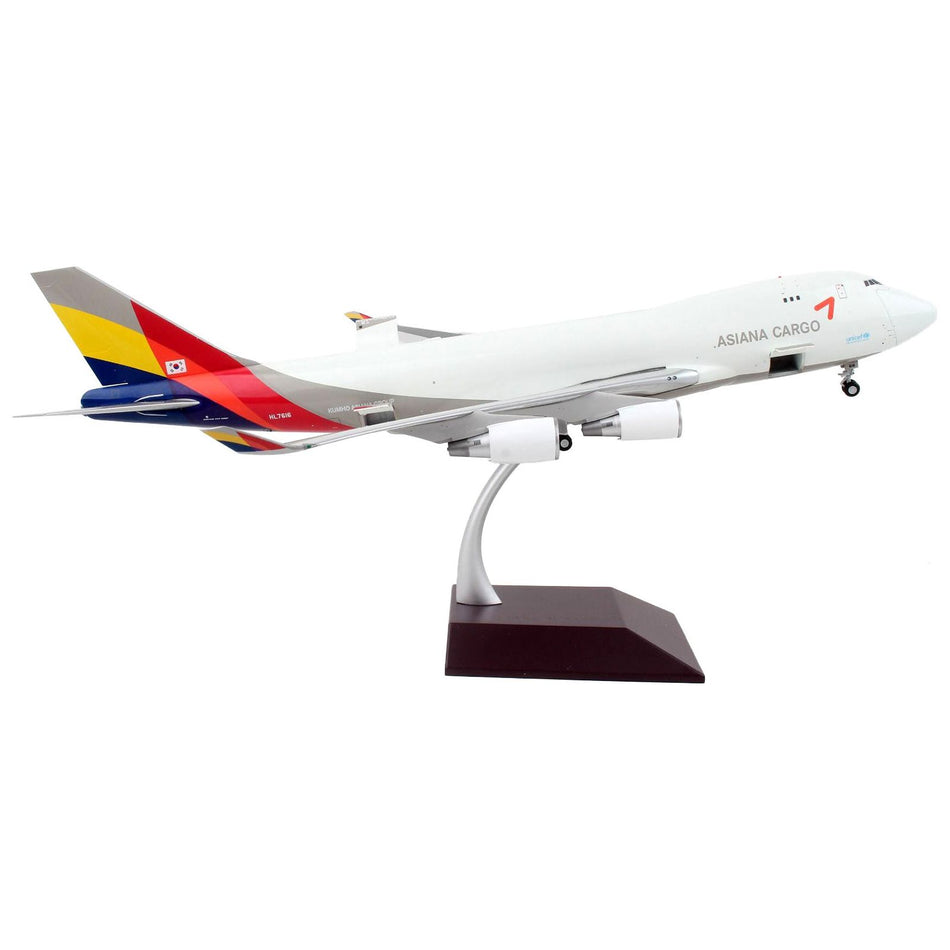 Boeing 747-400F Commercial Aircraft "Asiana Cargo" White with Striped Tail "Gemini 200 - Interactive" Series 1/200 Diecast Model Airplane by GeminiJets