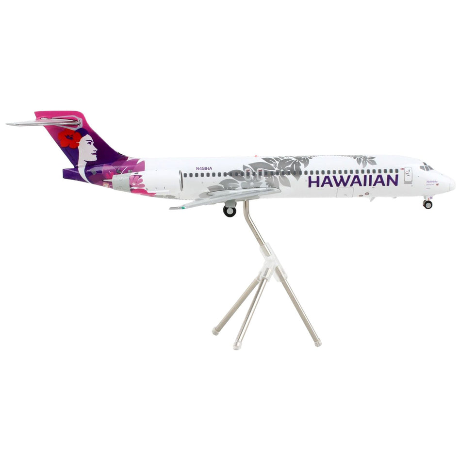 Boeing 717-200 Commercial Aircraft "Hawaiian Airlines" White with Purple Tail "Gemini 200" Series 1/200 Diecast Model Airplane by GeminiJets