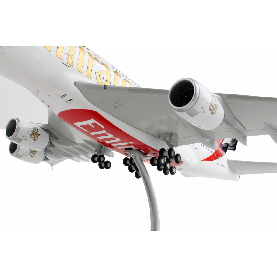 Airbus A380-800 Commercial Aircraft "Emirates Airlines - New Livery" White with Striped Tail "Gemini 200" Series 1/200 Diecast Model Airplane by GeminiJets