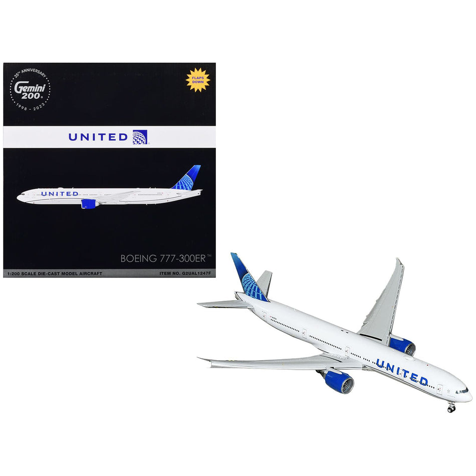 Boeing 777-300ER Commercial Aircraft with Flaps Down "United Airlines" White with Blue Tail "Gemini 200" Series 1/200 Diecast Model Airplane by GeminiJets