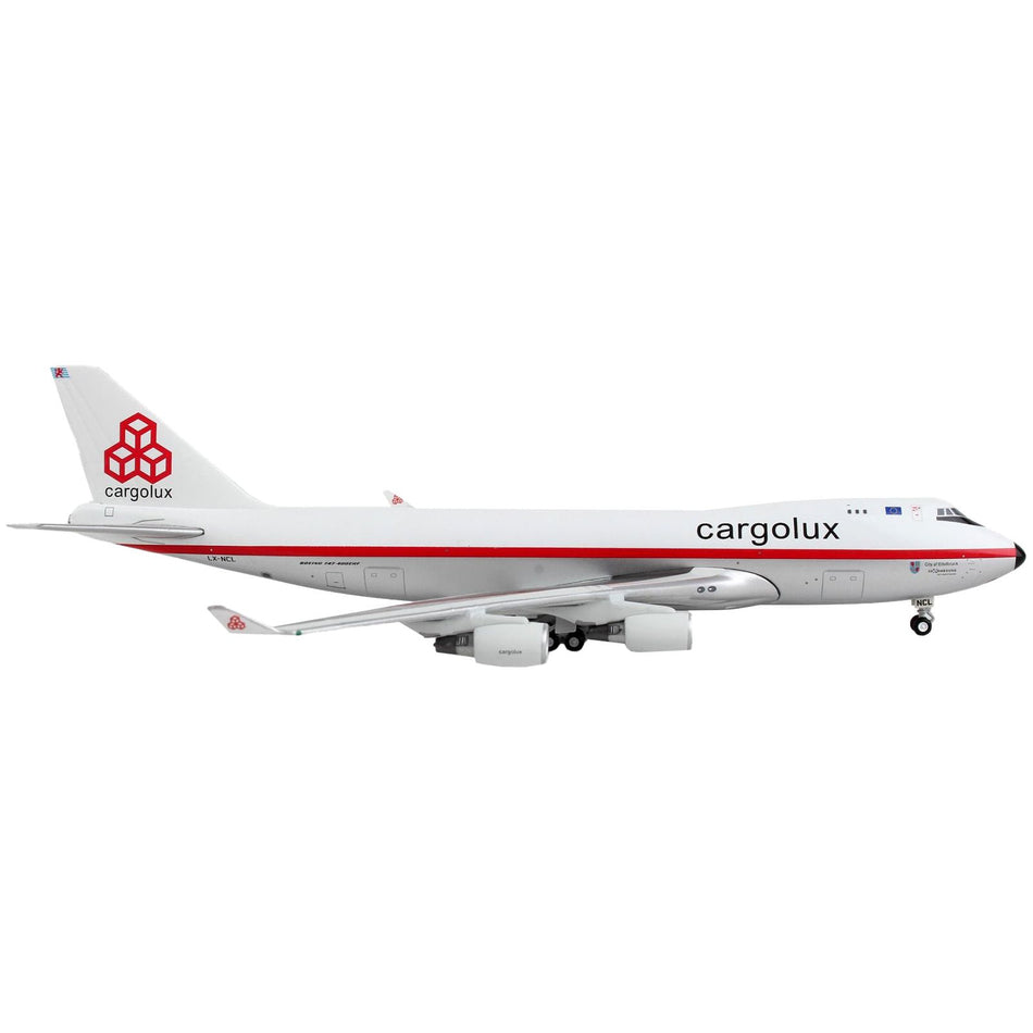 Boeing 747-400F Commercial Aircraft "Cargolux" White and Silver with Red Stripes 1/400 Diecast Model Airplane by GeminiJets