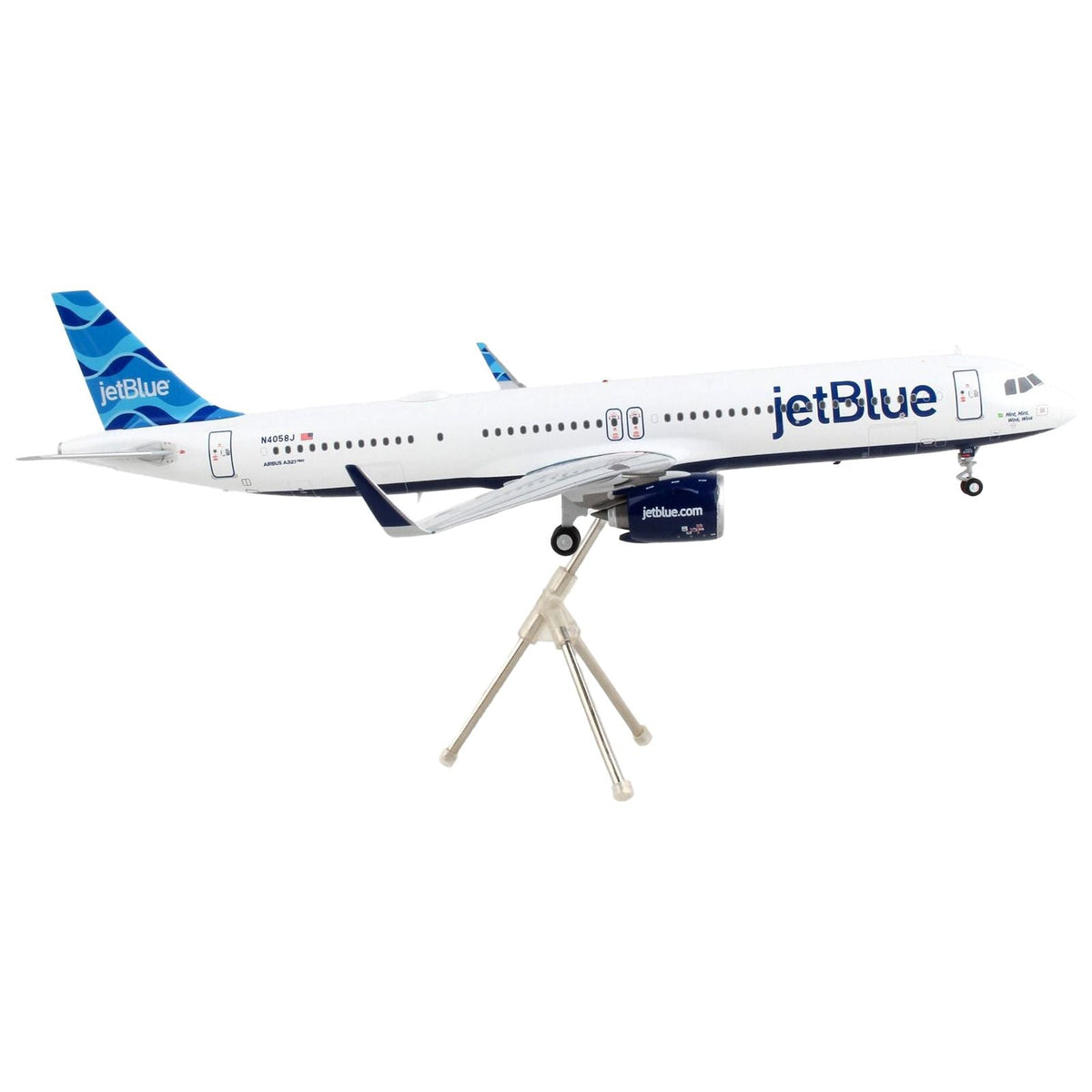 Airbus A321neo Commercial Aircraft "JetBlue Airways" White with Blue Tail "Gemini 200" Series 1/200 Diecast Model Airplane by GeminiJets-GeminiJets-ModelCars.com