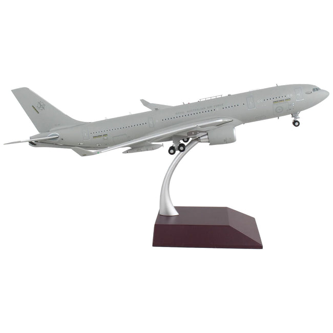 Airbus A330 MRTT Tanker Aircraft "Royal Australian Air Force" Gray "Gemini 200" Series 1/200 Diecast Model Airplane by GeminiJets - GeminiJets - ModelCars.com