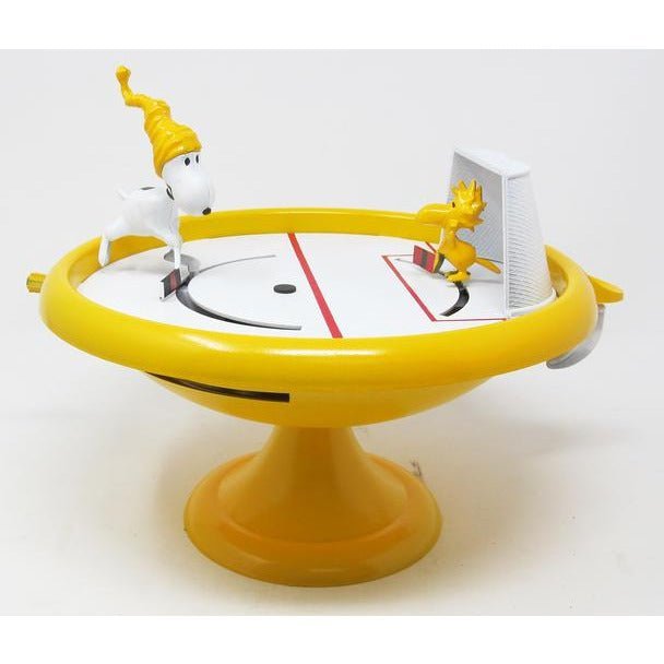 Atlantis Peanuts Snoopy and Woodstock Bird Bath Ice Hockey Game-Atlantis-ModelCars.com