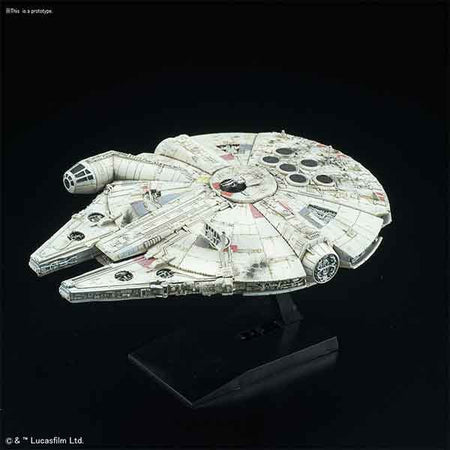 Bandai 006 Millennium Falcon "Star Wars" - Bandai - ModelCars.com