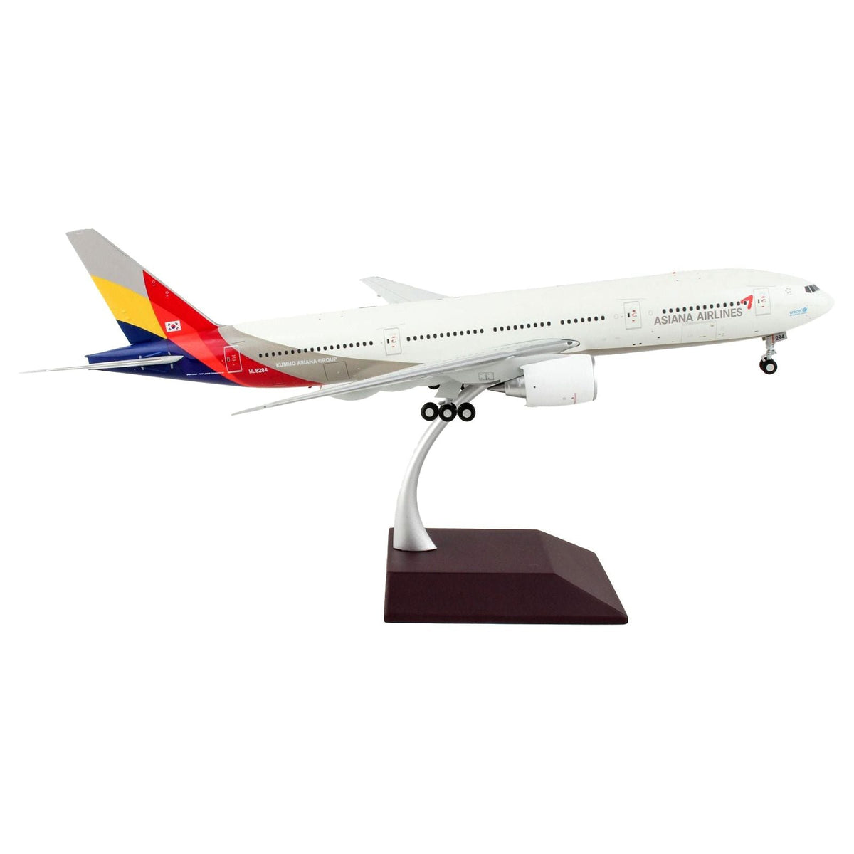 Boeing 777-200ER Commercial Aircraft "Asiana Airlines" White with Striped Tail "Gemini 200" Series 1/200 Diecast Model Airplane by GeminiJets-GeminiJets-ModelCars.com
