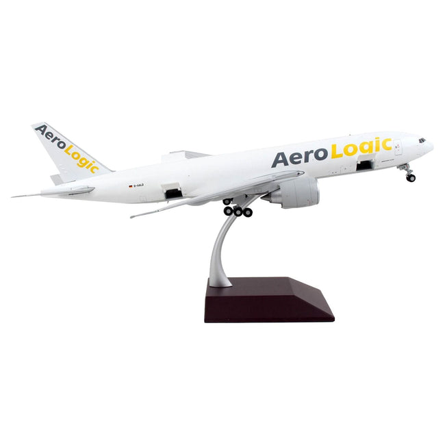 Boeing 777F Commercial Aircraft "AeroLogic" White "Gemini 200 - Interactive" Series 1/200 Diecast Model Airplane by GeminiJets - GeminiJets - ModelCars.com