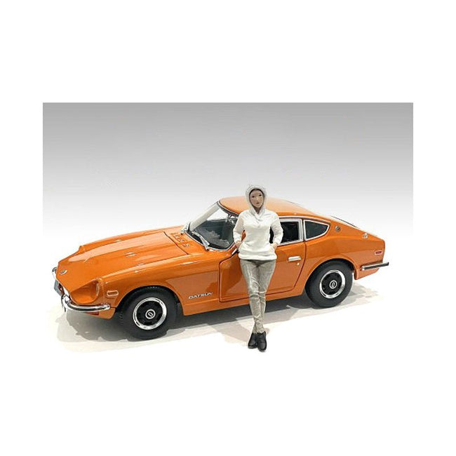 "Car Meet 2" Figurine I for 1/18 Scale Models by American Diorama - American Diorama - ModelCars.com