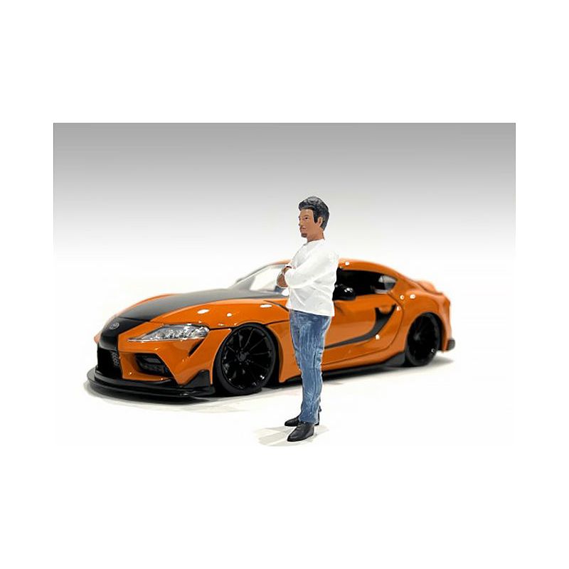 "Car Meet 3" Figure 8 for 1/18 Scale Models by American Diorama - American Diorama - ModelCars.com