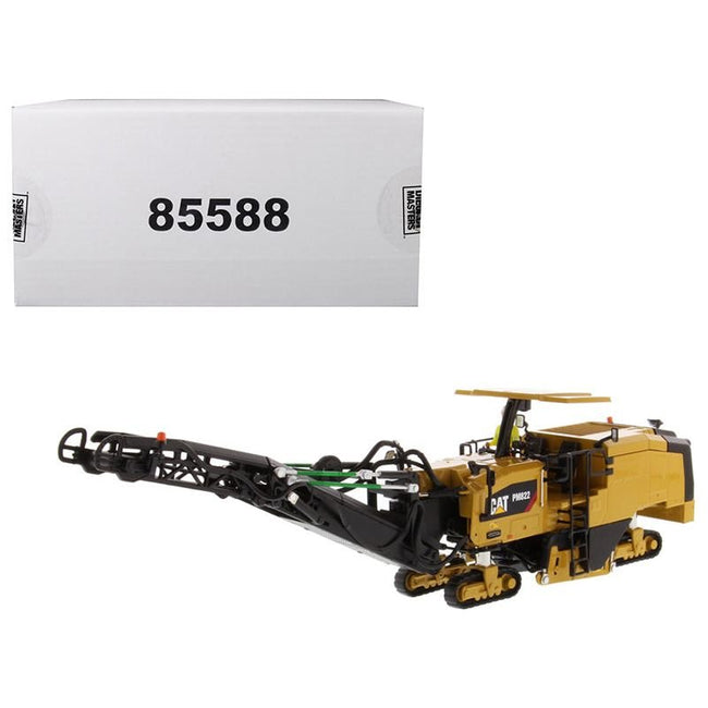 CAT Caterpillar PM822 Cold Planer with Operator "High Line Series" 1/50 Diecast Model by Diecast Masters - Diecast Masters - ModelCars.com