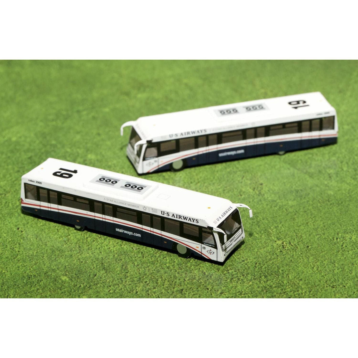 Cobus 3000 Passenger Bus White and Blue "US Airways Shuttle Bus" 2 Piece Set "Gemini 200" Series Diecast Models by GeminiJets-GeminiJets-ModelCars.com