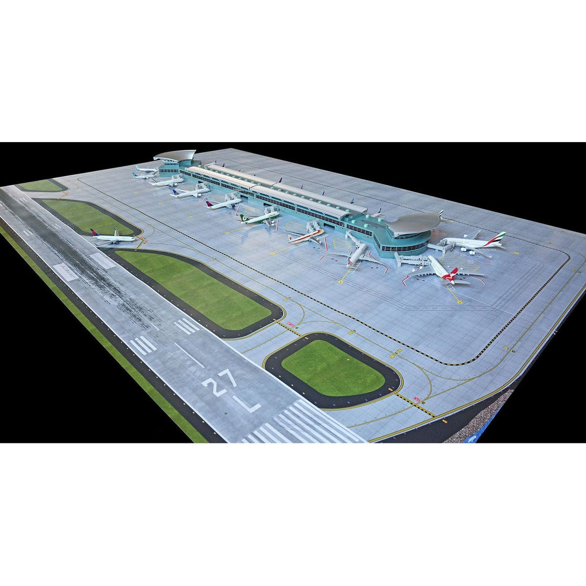 Deluxe Airport Mat for 1/400 Scale Models by GeminiJets-GeminiJets-ModelCars.com