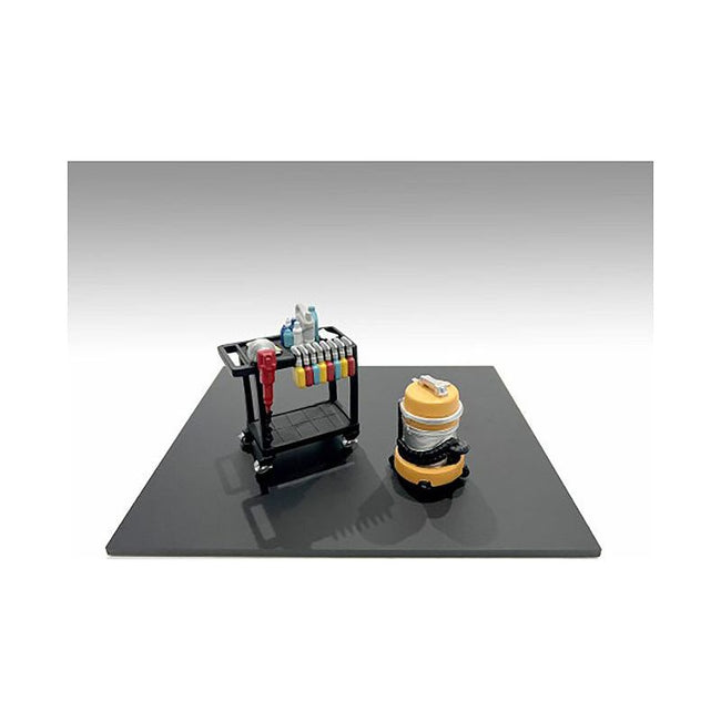 "Detail Masters" Figure 3 (Detailing Cart) for 1/18 Scale Models by American Diorama - American Diorama - ModelCars.com