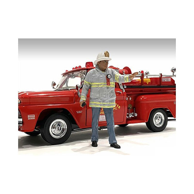 "Firefighters" Fire Captain Figure for 1/24 Scale Models by American Diorama - American Diorama - ModelCars.com