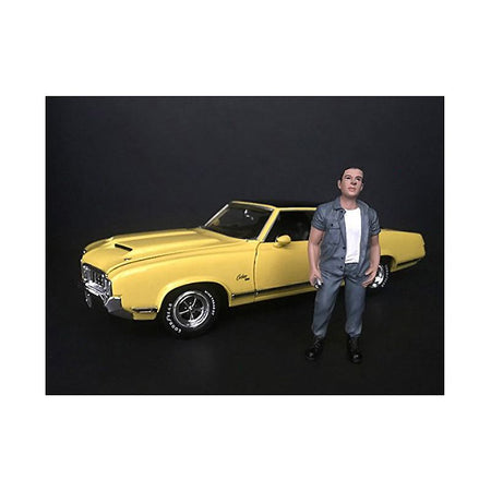 "Hanging Out II" Beto Figurine for 1/18 Scale Models by American Diorama-American Diorama-ModelCars.com