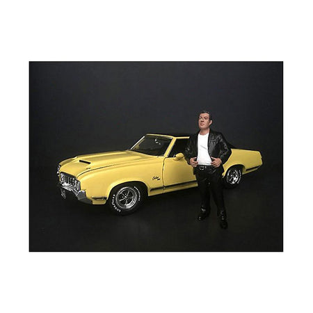 "Hanging Out II" Manuel Figurine for 1/18 Scale Models by American Diorama-American Diorama-ModelCars.com