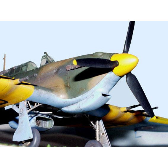 Academy 1/144 Hawker Hurricane IIc