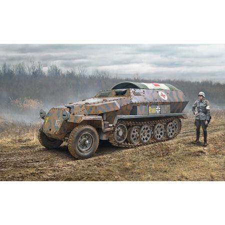 Italeri 1/72 Sd.Kfz. 251/8 Ambulance-Italeri-ModelCars.com