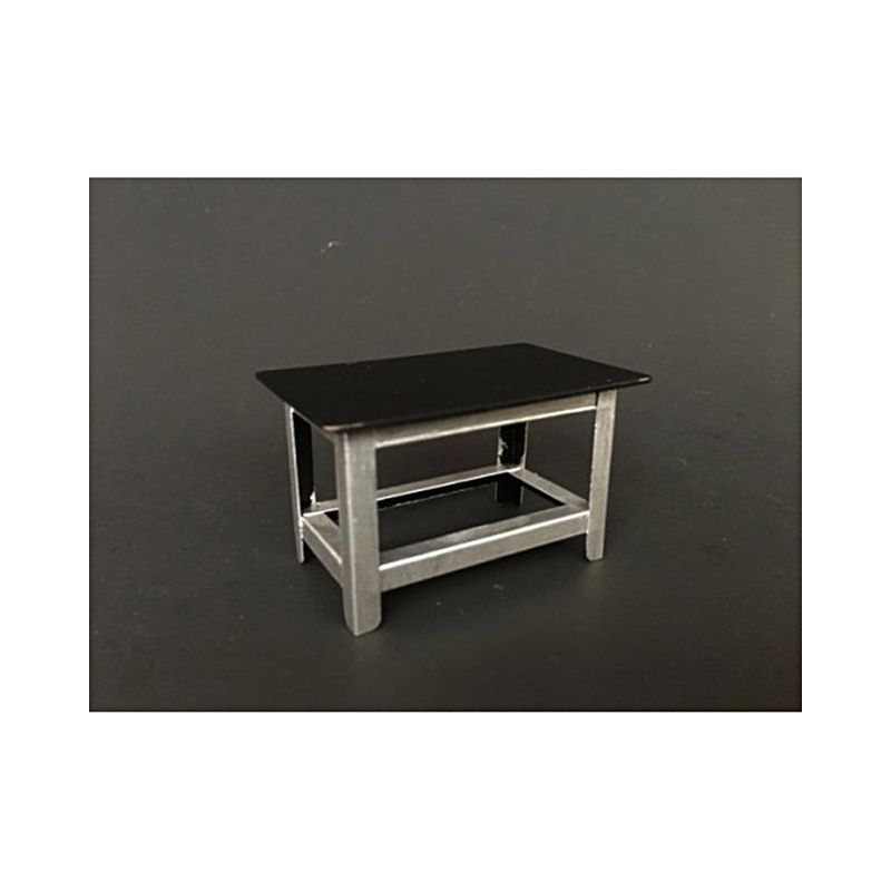 Metal Work Bench For 1:24 Scale Models by American Diorama - American Diorama - ModelCars.com