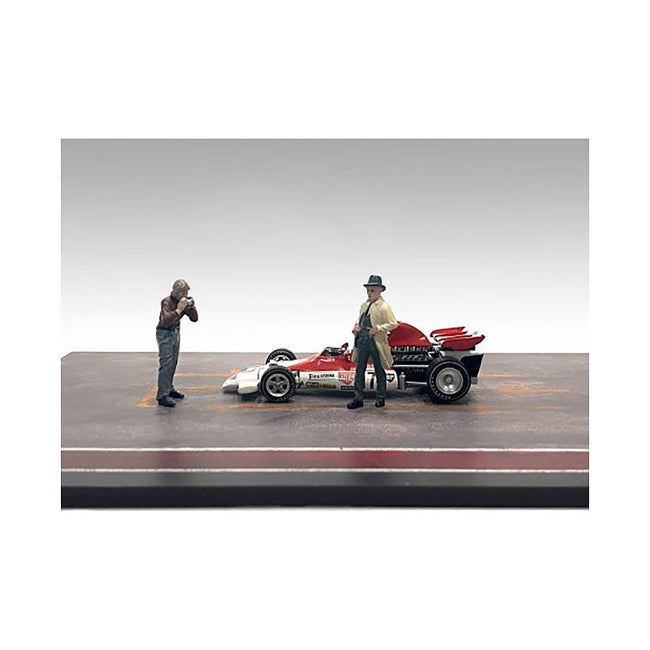 "Race Day" Two Diecast Figures Set 3 for 1/43 Scale Models by American Diorama-American Diorama-ModelCars.com