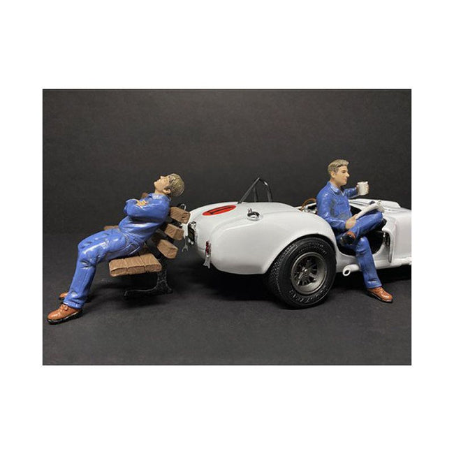 Sitting Mechanics 2 piece Figurine Set for 1/24 Scale Models by American Diorama - American Diorama - ModelCars.com