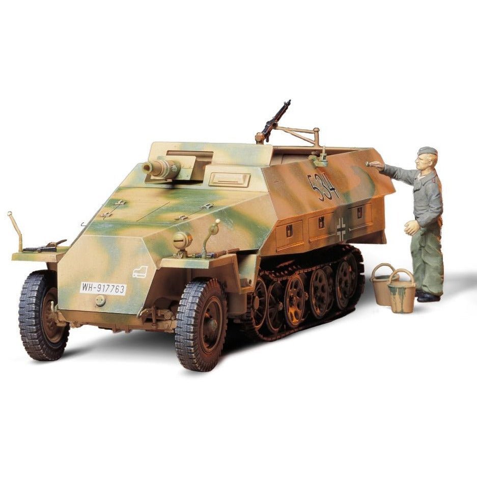 Tamiya 1/35 German Sdkfz 251/9 Kannwgn Kit-Tamiya-ModelCars.com