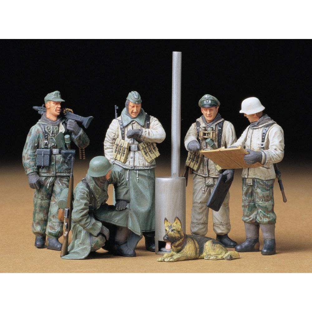 Tamiya 1/35 German Soldier at Field Briefing - Tamiya - ModelCars.com
