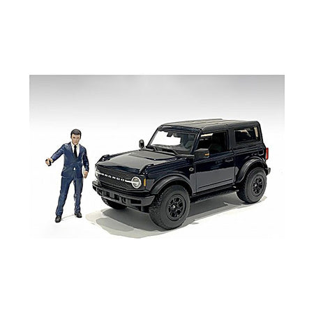 "The Dealership" Male Salesperson Figurine for 1/18 Scale Models by American Diorama - American Diorama - ModelCars.com