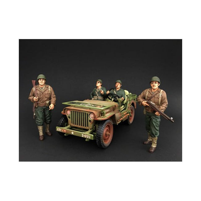 US Army WWII 4 Piece Figure Set For 1:18 Scale Models by American Diorama - American Diorama - ModelCars.com