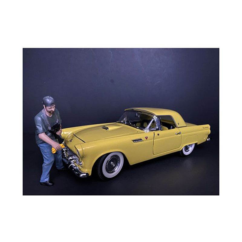 "Weekend Car Show" Figurine VII for 1/18 Scale Models by American Diorama - American Diorama - ModelCars.com